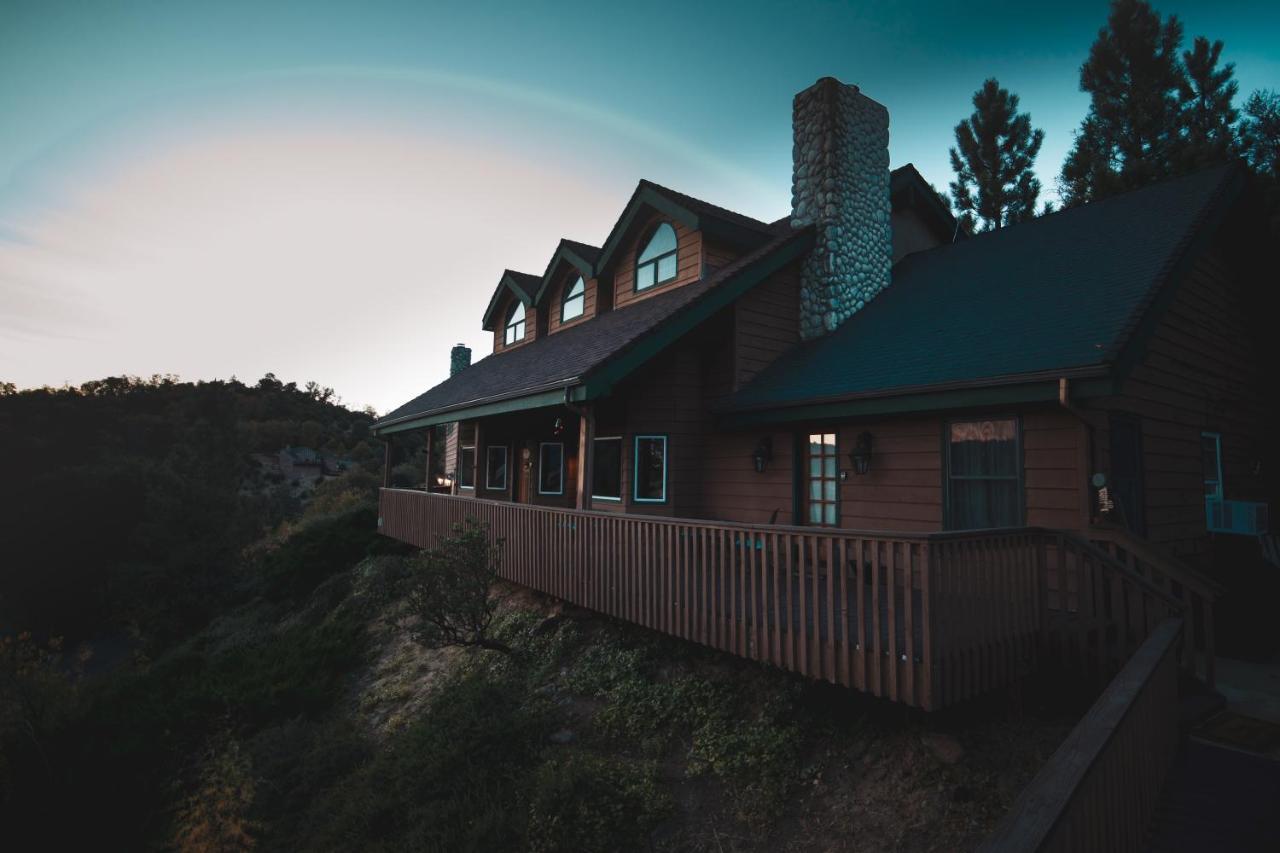 Lodge Tucker Peak Julian